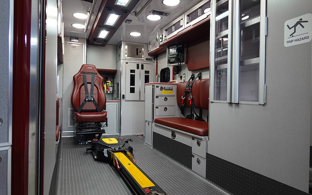 Looking towards the right side of the patient care area.