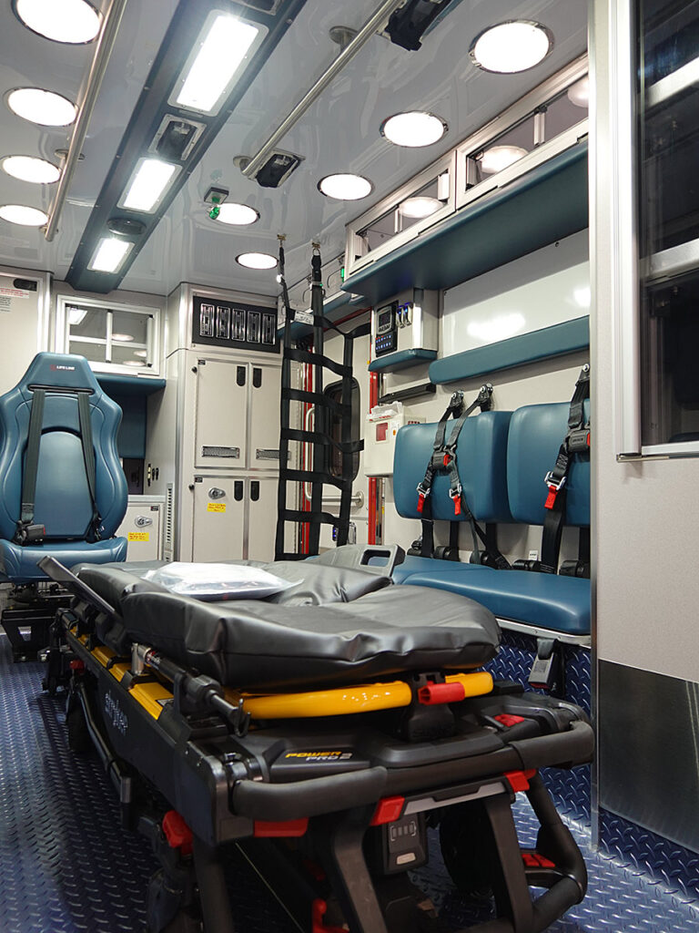 A look towards the right side of the patient care area.