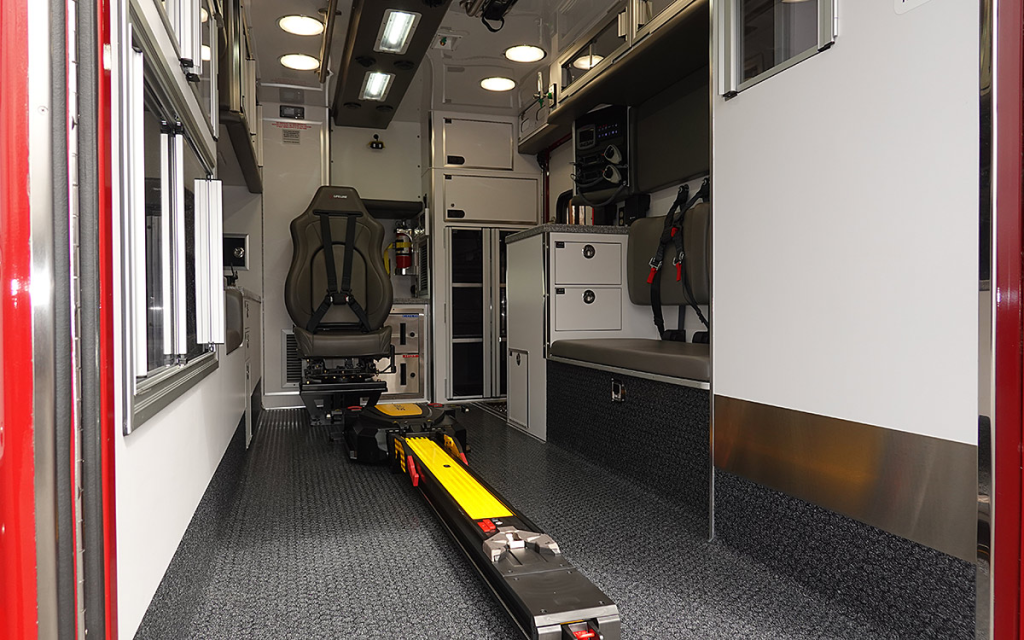 A look towards the right side of the patient care area.