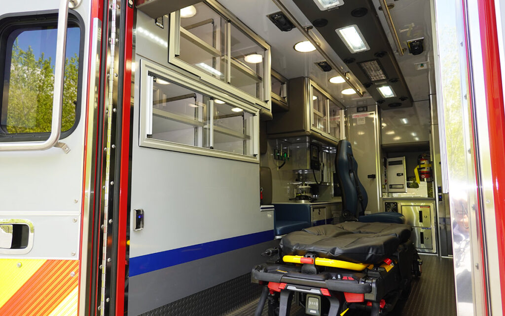 A look towards the left side of the patient care area.