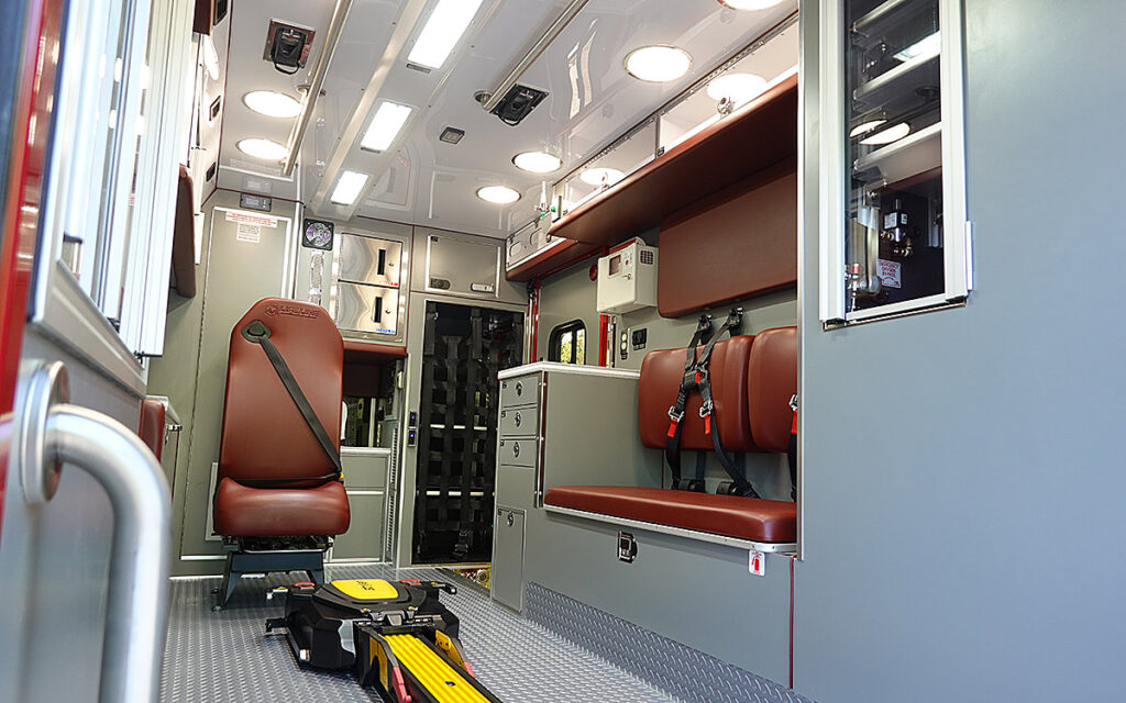 A look towards the right side of the patient care area.