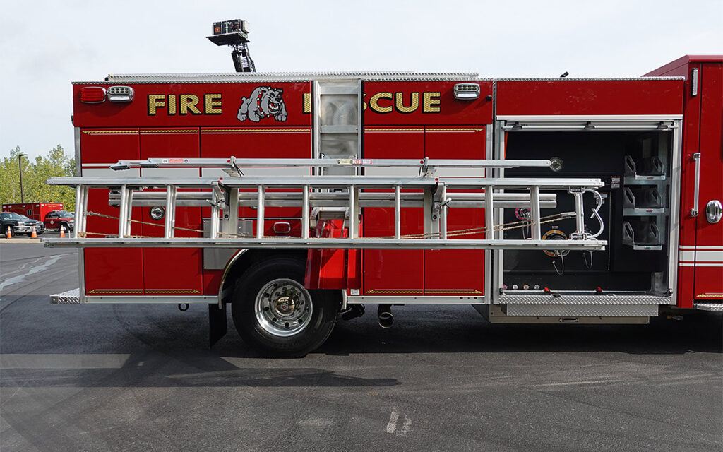 Ladder and side compartment.