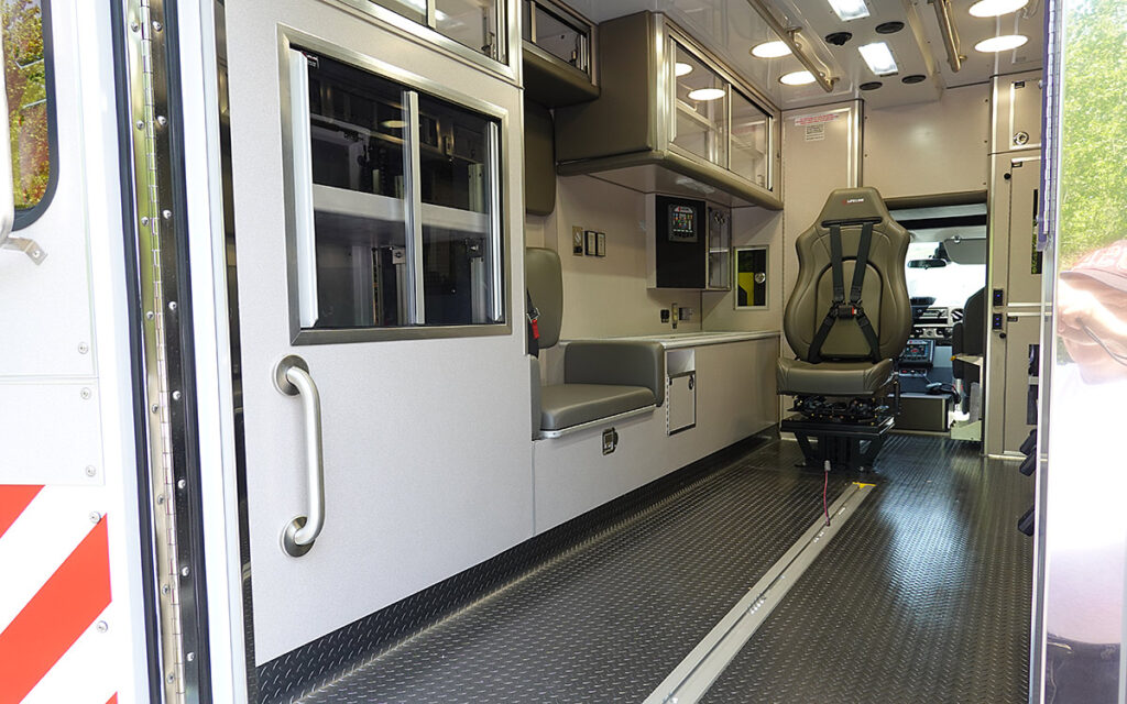 A look towards the left side of the patient care area.