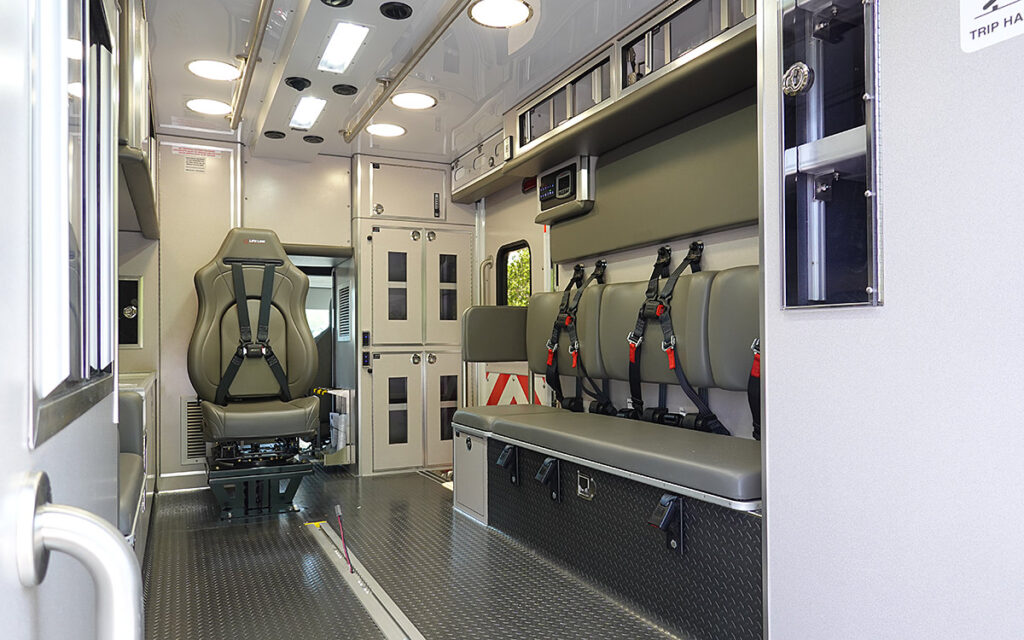 A look towards the right side of the patient care area.