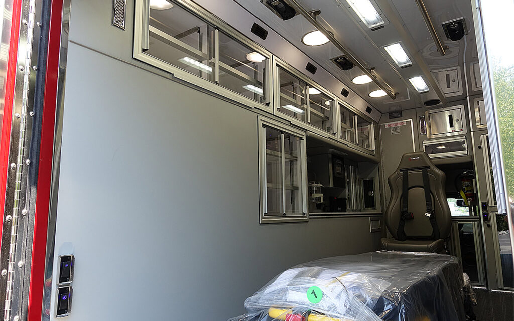 A look toward the left side of the patient care area.