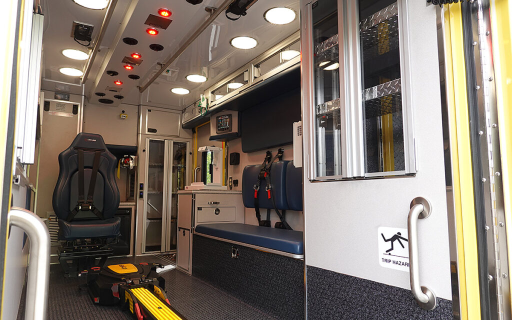 A look to the right side of the patient care area.